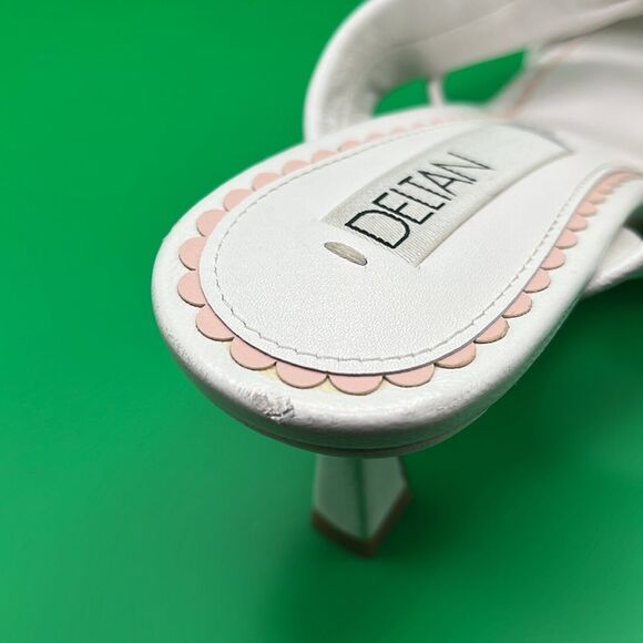 Deltan Charlotte White 3 Strap 3" Heel White Leather Sandals Size 7.5M - Picture 5 of 5